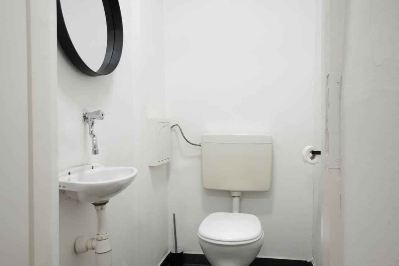 Modern Hotel-styled In The Second District Of Vienna. * Viena